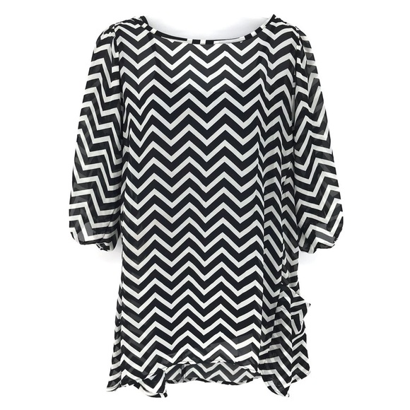 Lily White Black and White Chevron Blouse - Picture 1 of 7
